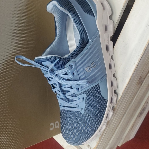 On Running Shoes - Coudswift 1st Gen.